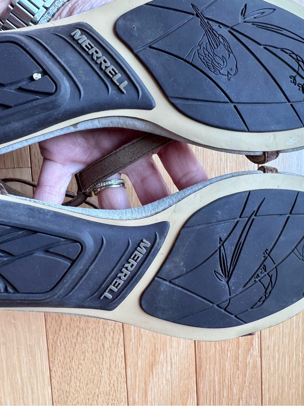 Women’s Merrell Brown T-Strap Ankle Sandals - Picture 5 of 5